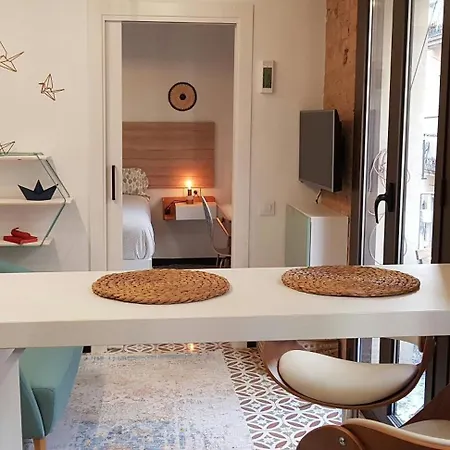 Uluwatu - Ideal Homebase In Barceloneta 아파트 바르셀로나