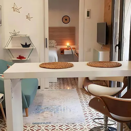 Uluwatu - Ideal Homebase In Barceloneta 아파트
