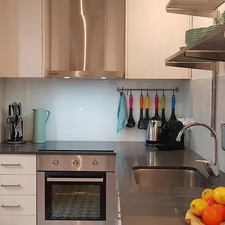 Uluwatu - Ideal Homebase In Barceloneta 아파트 *